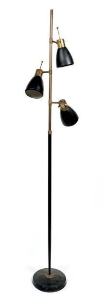 Lampadaire noir 1950, trois lumières. Hauteur:...