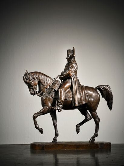 埃马纽埃尔-弗雷米特（1824-1910）
马背上的拿破仑一世
青铜，带棕色铜锈。
底座下有标题。
露台上有签名。
H.长...