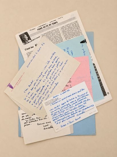VAILLANT, Annette: 5 handwritten letters...