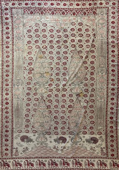 Grande tenture kalamkari aux cyprès, paons,...