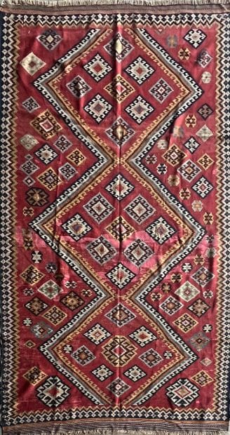 Important et ancien Kilim Quasgai
Iran, vers...