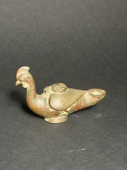 Trois lampes zoomorphes de style Seldjoukide
Bronze
Iran,...