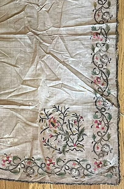 Serviettes rituelles brodés en soie et argent...