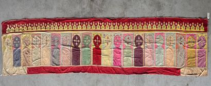 Important Hayti ou bandeau de Rideau de tente...