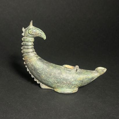 Trois lampes zoomorphes de style Seldjoukide
Bronze
Iran,...