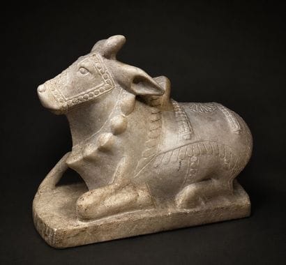 Sculpture du taureau sacré Nandi, véhicule...