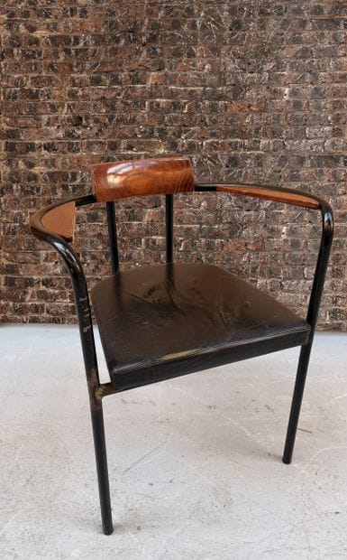 ARTELANO
Armchair with a black-lacquered...