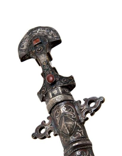 Koumia Maroc, XIXe siècle Hauteur: 42 cm...