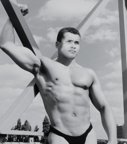 Patrick SARFATI (1958)
Athlète/Soleil. Paris...