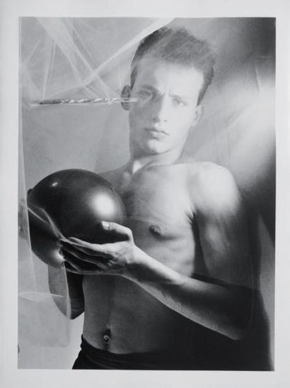 Patrick SARFATI (1958)
Garçon au ballon....