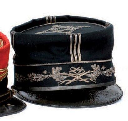 Képi d'officier payeur de la trésorerie aux...