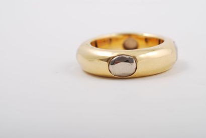 FRED
Bague jonc en or jaune 18K ornée de...