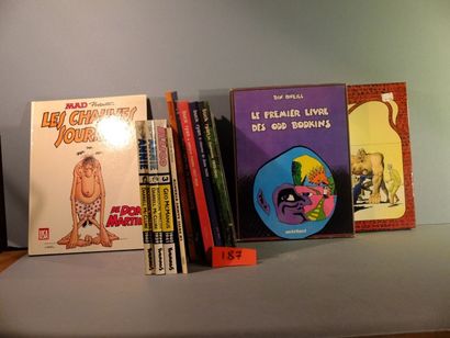Lot de 14 albums dont Mac Donell Windsor...