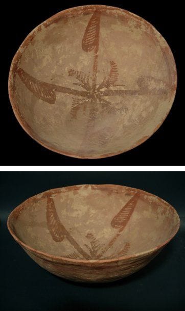 MOHENJO DARO (2500 av. J.C.)
Coupe à décor...