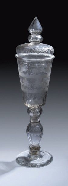 VIDRECOME en verre taillé, gravé et facetté.
La...