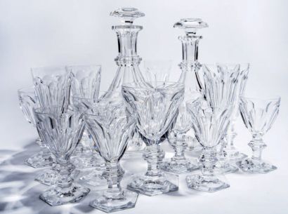 BACCARAT Modèle Harcourt
Service de 50 pièces...