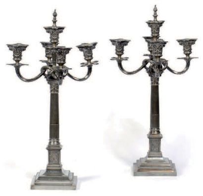 Paire de candélabres en argent à cinq feux...