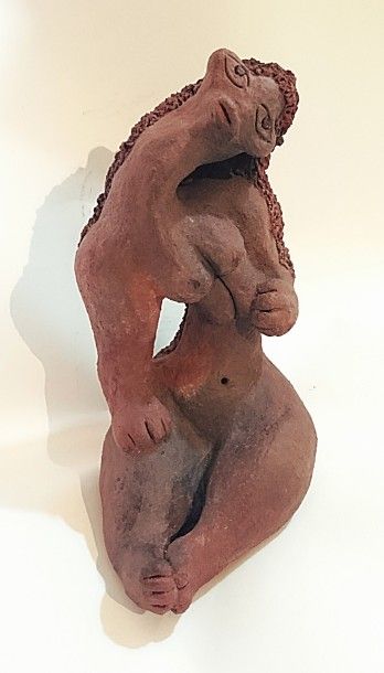 RAÂK
A la pointe du rêve.
Sculpture raku.
Signé...