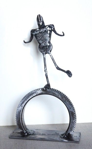 LACROIX Jean-Luc
Archer.
Sculpture et assemblage...