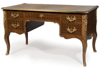 Bureau à caissons en bois de placage marqueté...