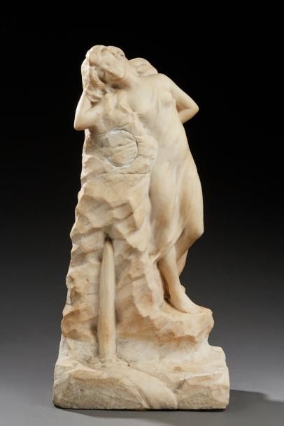 TRAVAIL 1900

Sculpture en taille directe...