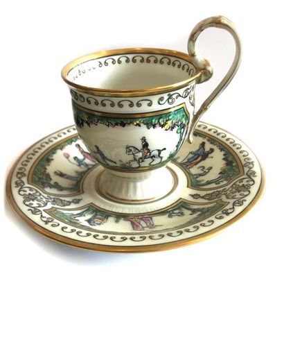 Collection de 120 tasses