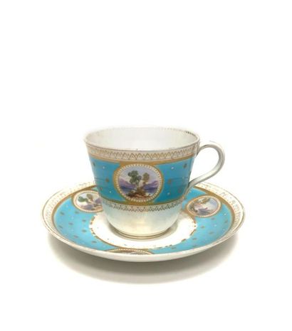 Collection de 120 tasses
