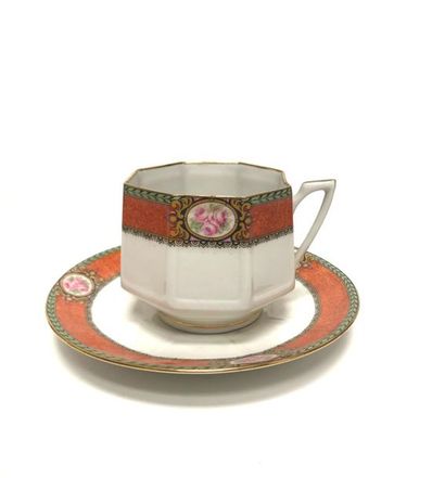Collection de 120 tasses