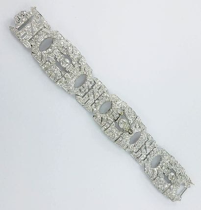 Large bracelet articulé platine pavé de diamants...