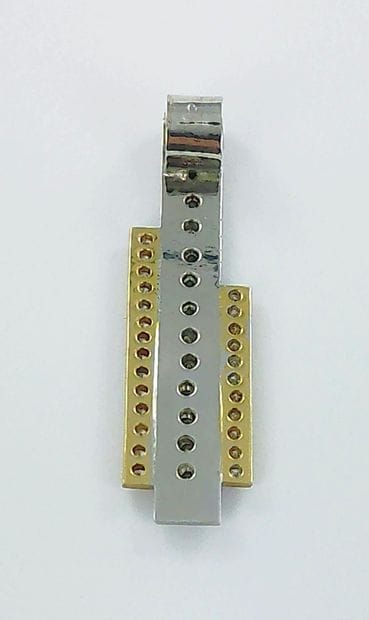 Pendentif deux ors 750 millièmes serti de...