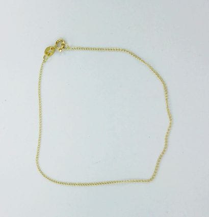 750-thousandths gold bracelet.
Weight: 0.4...