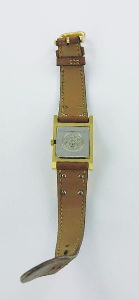 HERMES, Médor.
Steel watch on a leather strap...