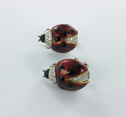 NARDI.
Paire de boucles d'oreilles Coccinelles...