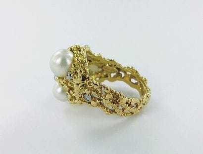 GILBERT ALBERT.
750-th gold ring set with...