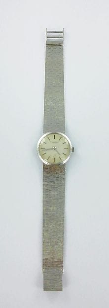AUDEMARS PIGUET.
23mm vintage 750-th gold...