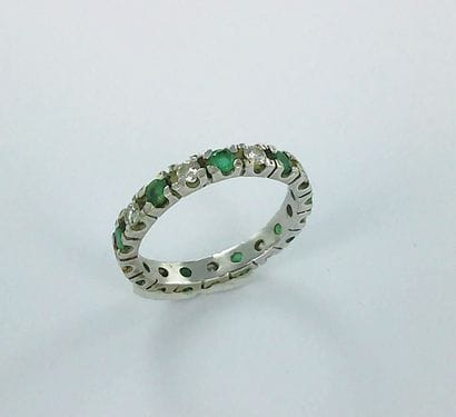 750-thousandth white gold American wedding...