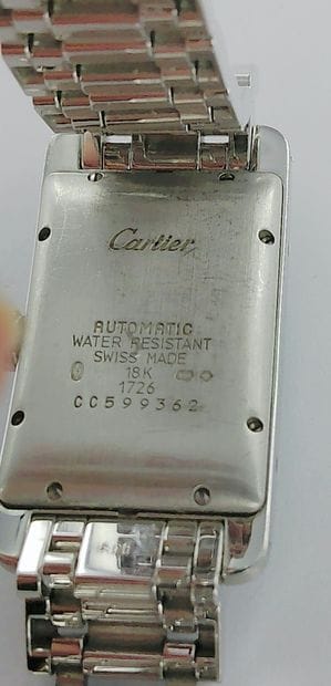 CARTIER Tank Américaine.
750-thousandths...