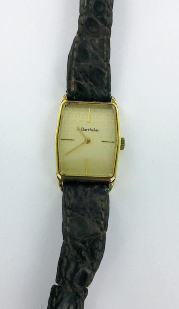 A. BARTHELAY.
Metal watch with a gradient-colored...