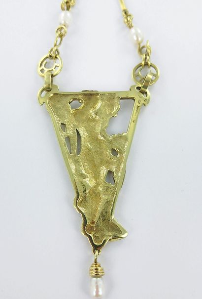 ALPHONSE MUCHA.
585-thousandths gold necklace...