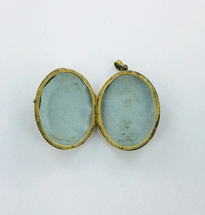375-thousandths gold medallion pendant (with...