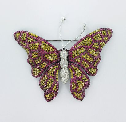 Butterfly brooch in 750 white gold and blackened...