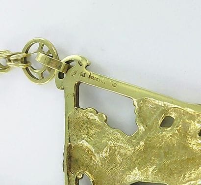 ALPHONSE MUCHA.
585-thousandths gold necklace...