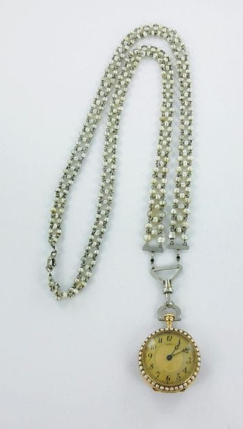 LEROY.
750-thousandths gold necklace watch,...