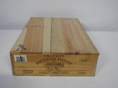 6 B CHÂTEAU SOCIANDO MALLET (Caisse Bois...