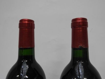 2 B PETRUS 1986 Pomerol (e.t.h dont 1 avec...