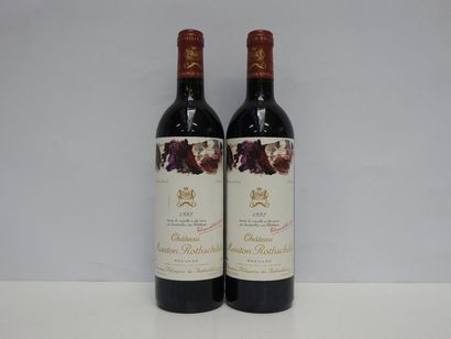 2 B CHÂTEAU MOUTON ROTHSCHILD 1992 GCC1 Pauillac...