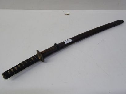 Sabre Katana ou wakizashis japonais (petits...