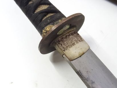 Sabre Katana ou wakizashis japonais (petits...