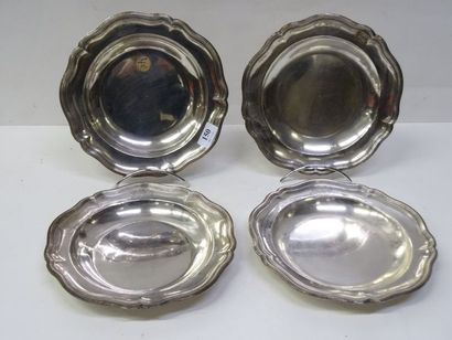 Suite de 4 petits plats creux ou assiettes...