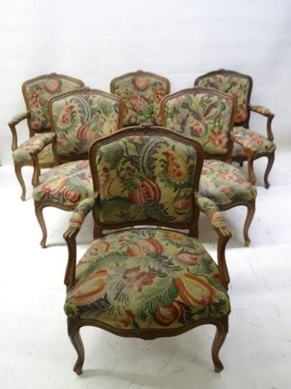 Six fauteuils à dossiers plat en bois naturel,...